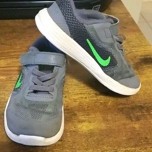 Toddler Nike shoes